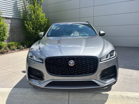 Used 2022 Jaguar F-PACE S AWD/4WD image 2