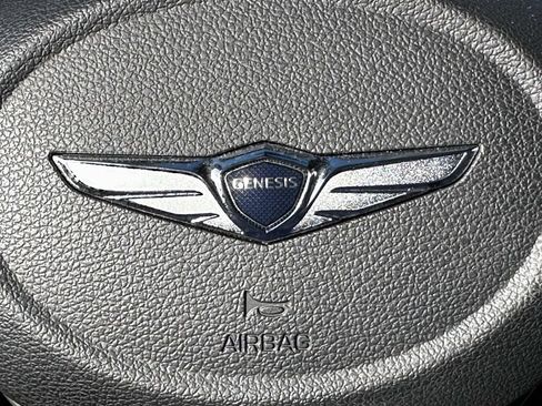 Used 2023 Genesis G70 2.0T w/ Sport Prestige Package AWD/4WD image 27