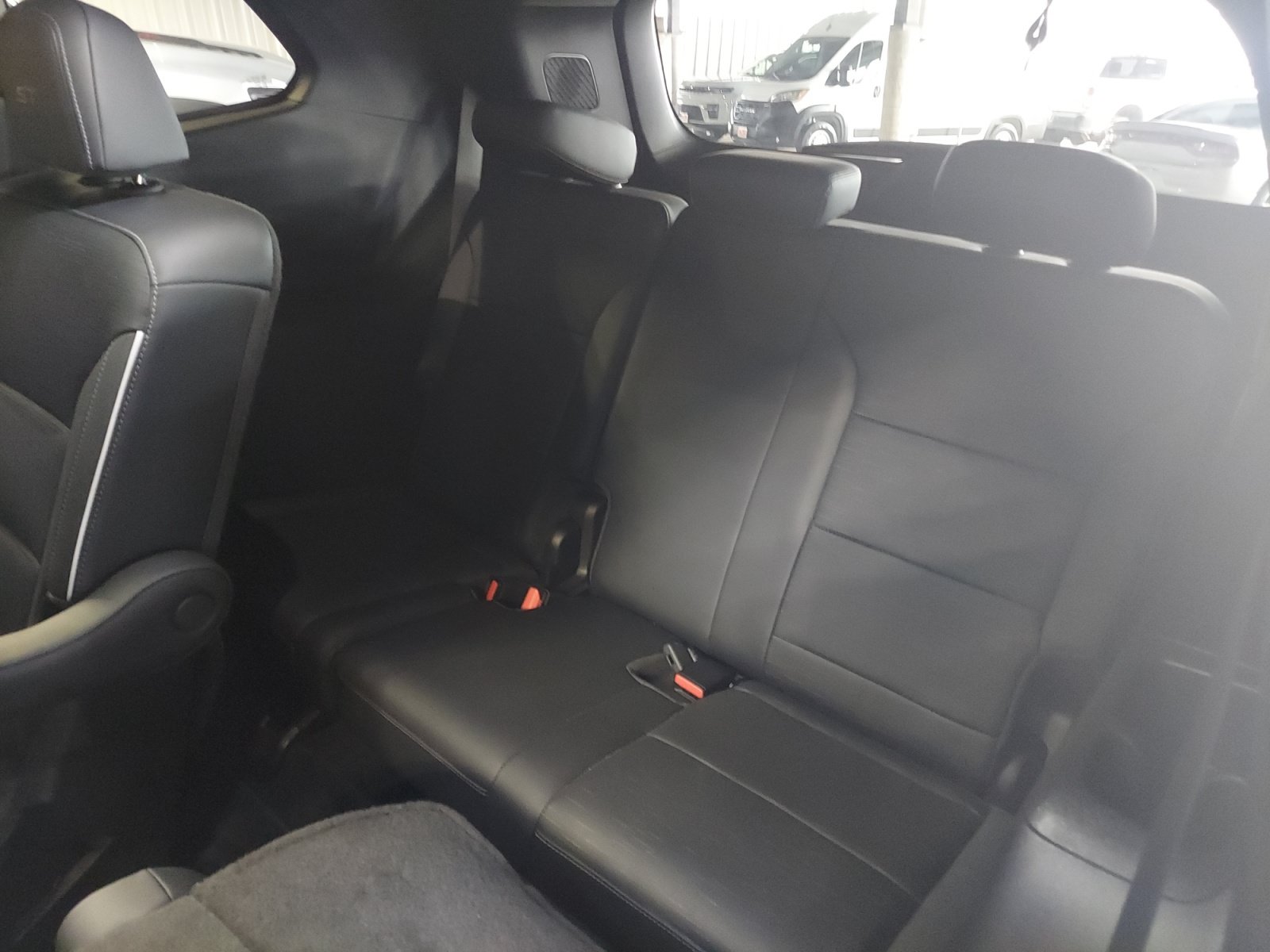 Used 2025 Buick Enclave Sport Touring w/ Power Package FWD image 25