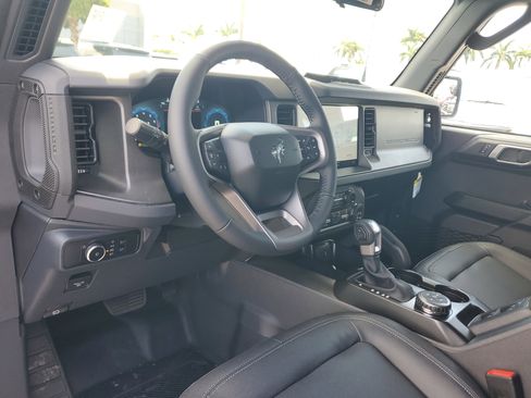 New 2026 Ford Bronco Big Bend w/ Black Diamond Package AWD/4WD image 9