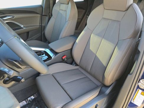 Used 2025 Audi Q5 Premium Plus w/ Premium Plus AWD/4WD image 15