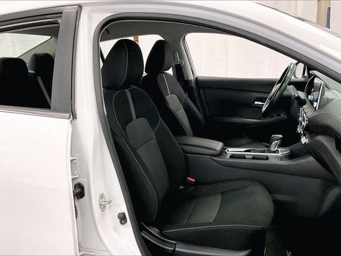 Used 2021 Nissan Sentra SV image 7