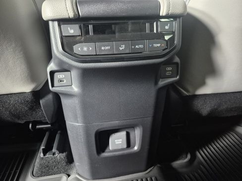 New 2026 Toyota Grand Highlander AWD Hybrid image 34