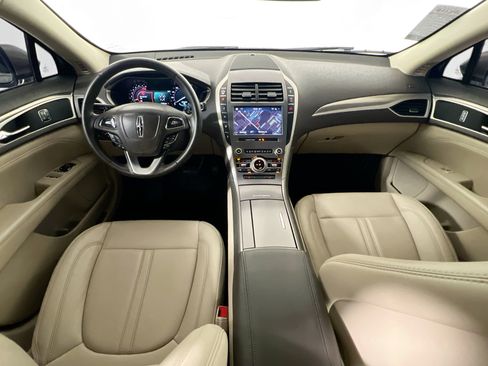 Used 2020 Lincoln MKZ w/ Convenience Package FWD image 30