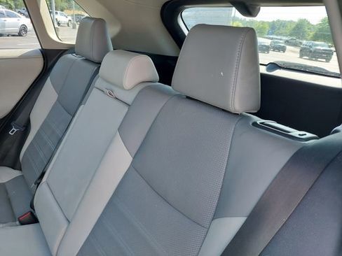 Used 2019 Toyota RAV4 Limited AWD/4WD image 15