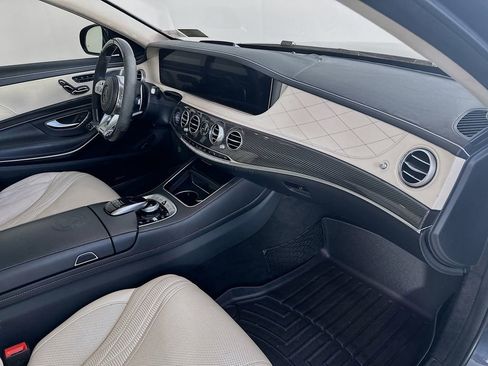 Used 2019 Mercedes-Benz S 63 AMG S 4MATIC Sedan w/ Warmth & Comfort Package image 32
