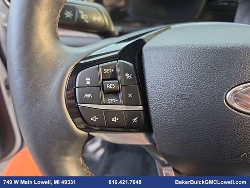 Used 2022 Ford Explorer Platinum w/ Equipment Group 601A image 19