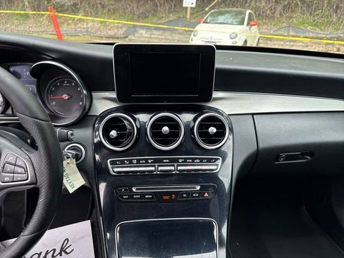 Used 2015 Mercedes-Benz C 300 4MATIC Sedan image 21