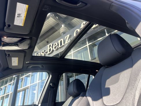 Used 2021 BMW X5 xDrive40i w/ Convenience Package image 32