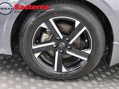 Used 2024 Nissan Sentra SV w/ Lighting Package FWD image 31