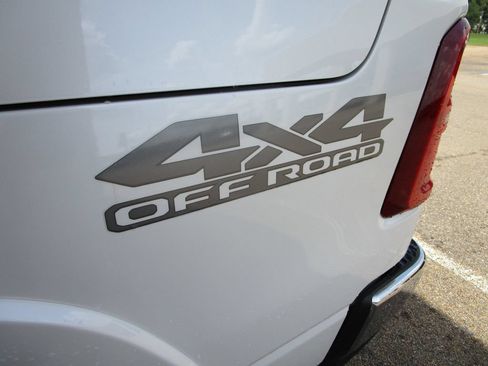 Used 2025 RAM 1500 Limited w/ Off Road Group AWD/4WD image 12