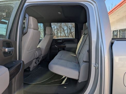 Used 2021 GMC Sierra 2500 SLE image 8