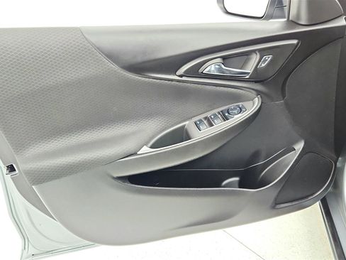 Used 2025 Chevrolet Malibu LT image 23