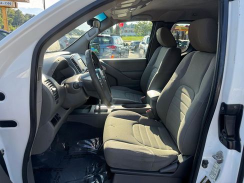 Used 2019 Nissan Frontier S RWD image 10