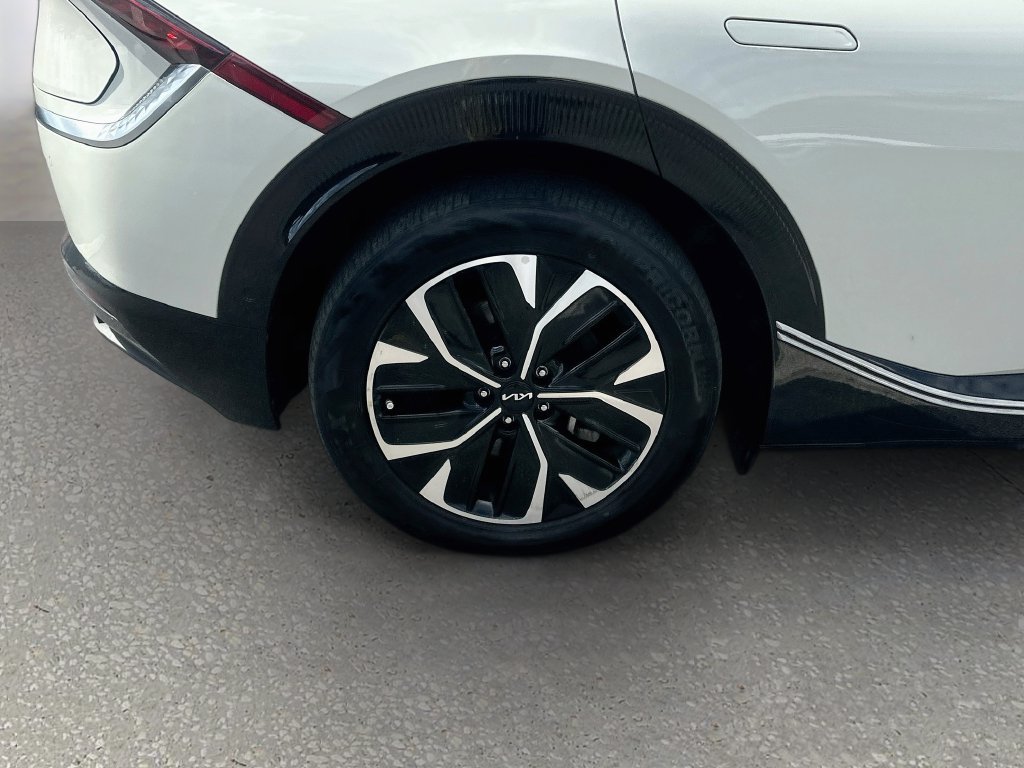Certified 2023 Kia EV6 Wind w/ Wind Technology Package RWD image 31