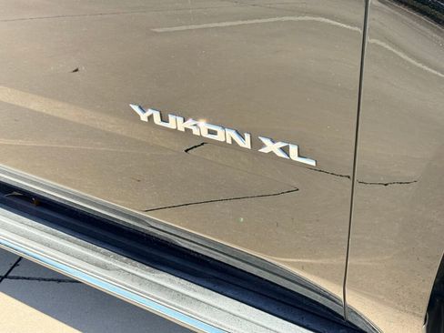 Used 2019 GMC Yukon XL SLE w/ Convenience Package image 15