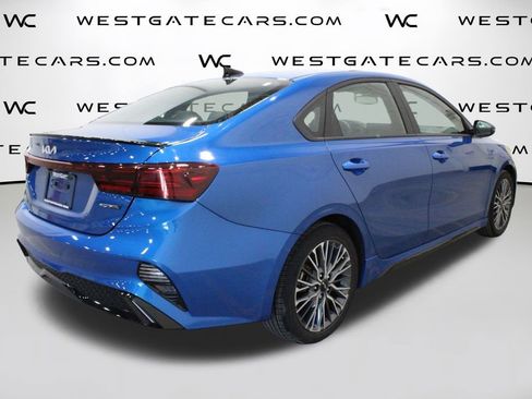 Used 2022 Kia Forte GT-Line w/ GT-Line Premium Package image 4