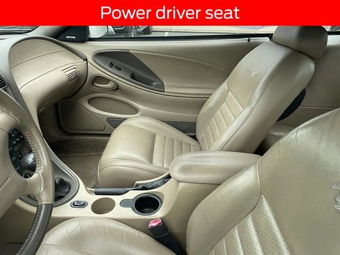 Used 2004 Ford Mustang GT RWD image 9