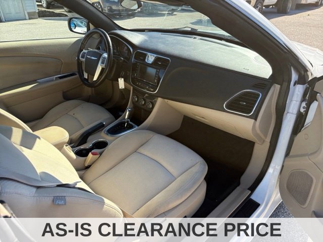 Used 2011 Chrysler 200 Touring w/ Cold Weather Group FWD image 39