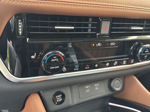 New 2026 Nissan Rogue Platinum w/ Platinum Premium Package image 24