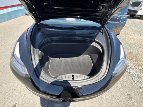 Used 2018 Tesla Model 3 RWD image 15