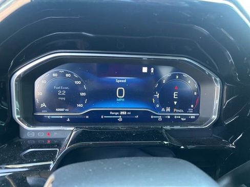 Used 2023 Chevrolet Silverado 1500 LT image 20