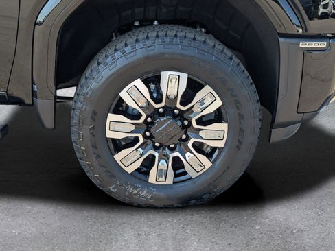 New 2026 GMC Sierra 2500 Denali w/ Technology Package AWD/4WD image 6