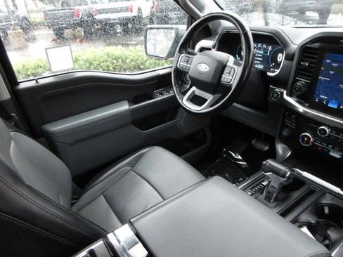 Used 2021 Ford F150 Lariat w/ Max Trailer Tow Package image 22