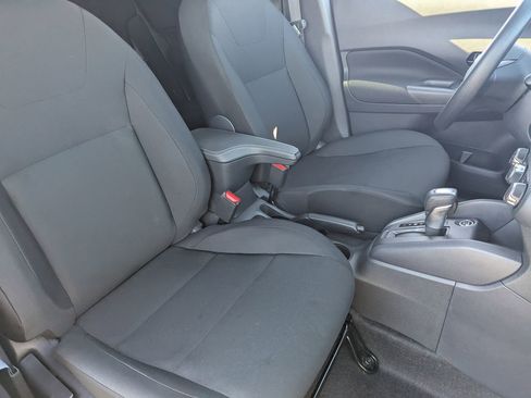 New 2025 Nissan Kicks Play S image 25
