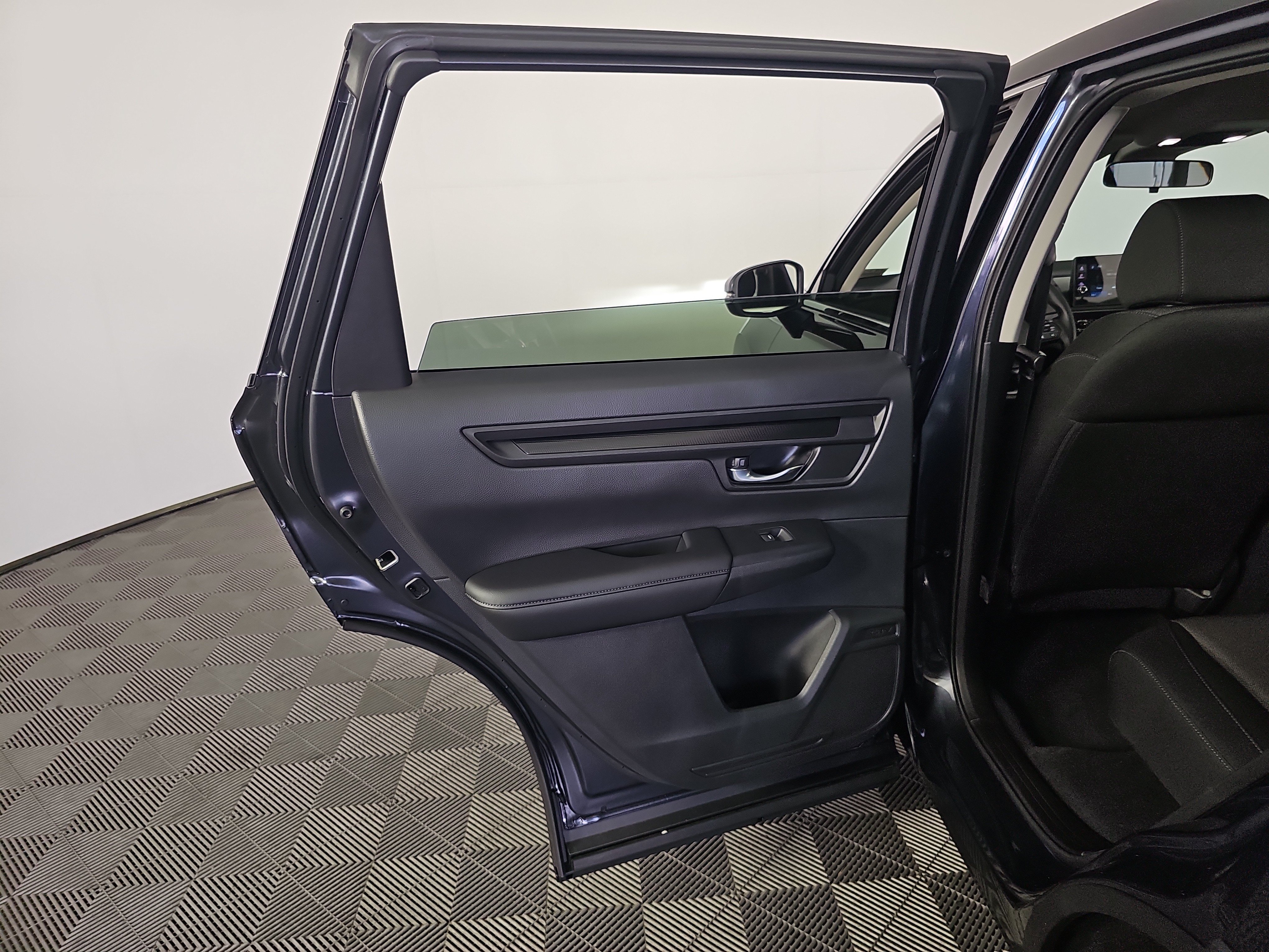 Used 2026 Honda CR-V LX image 18