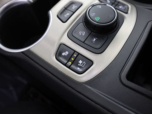 Used 2020 GMC Terrain Denali w/ Denali Premium Package AWD/4WD image 60