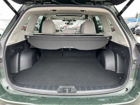 Certified 2023 Subaru Forester Premium image 28