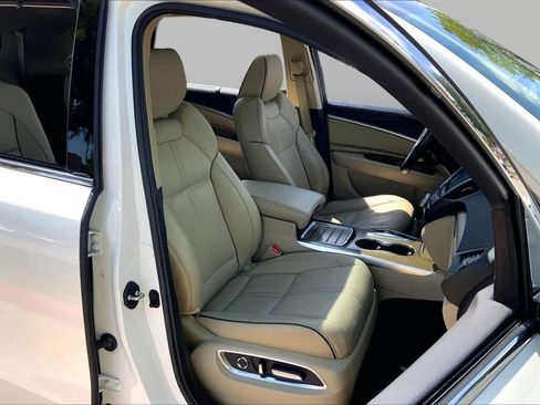 Used 2019 Acura MDX FWD w/ Advance Package image 9