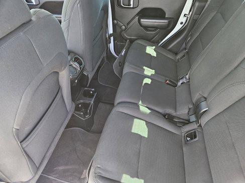 Used 2020 Jeep Gladiator Sport AWD/4WD image 32