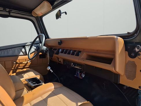 Used 1995 Jeep Wrangler Rio Grande AWD/4WD image 15