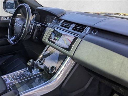 Used 2018 Land Rover Range Rover Sport HSE Dynamic image 22