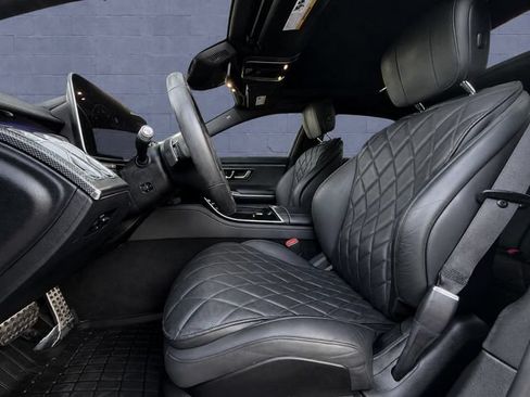 Used 2023 Mercedes-Benz S 580 4MATIC Sedan image 9