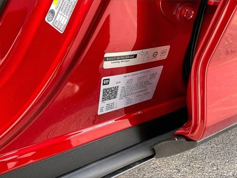 New 2026 Chevrolet Traverse LT w/ Driver Confidence Package image 9