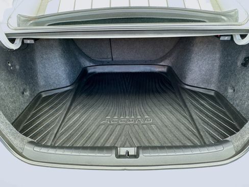 Used 2021 Honda Accord Sport image 17