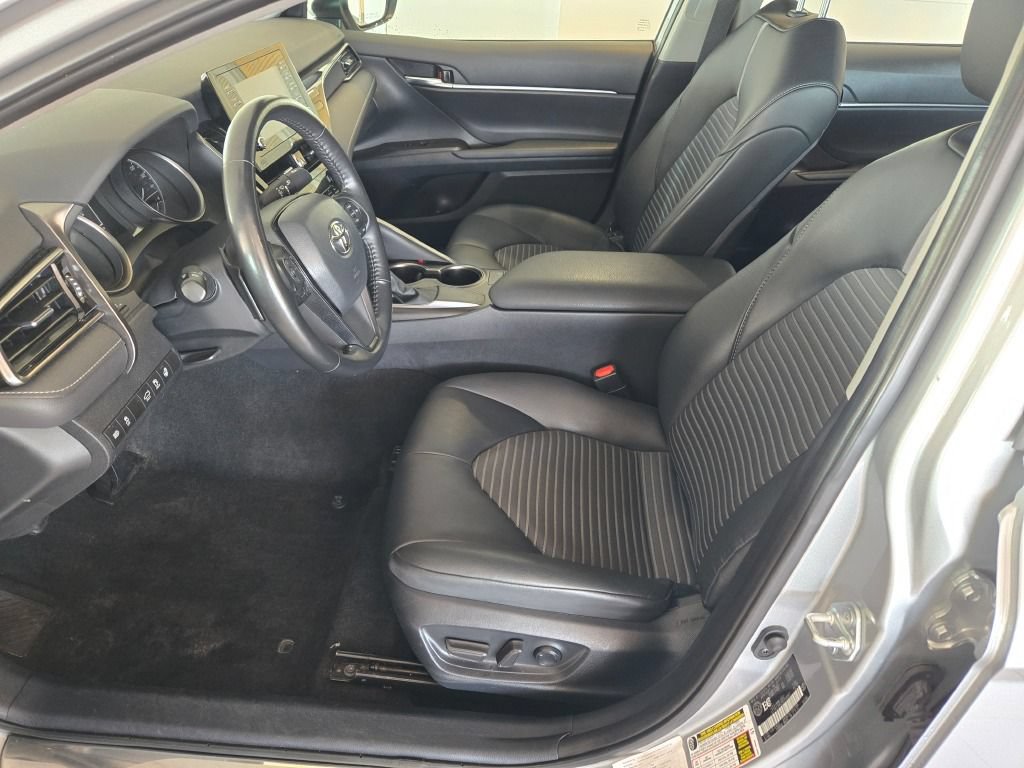 Used 2024 Toyota Camry SE FWD image 19