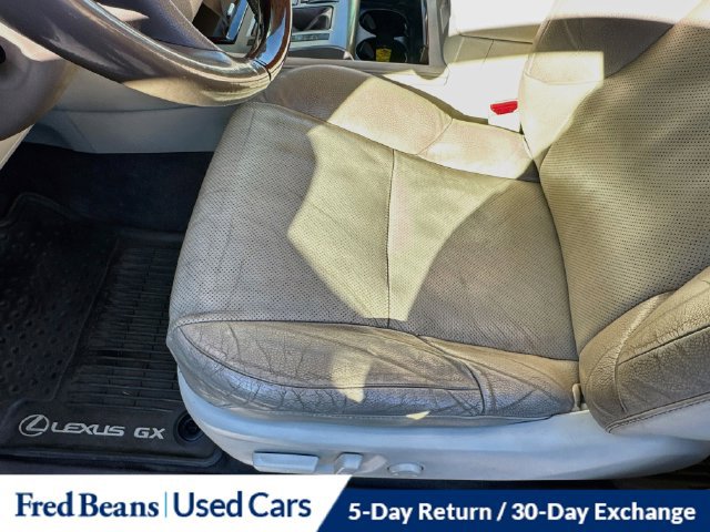 Used 2016 Lexus GX 460 w/ Premium Package AWD/4WD image 25