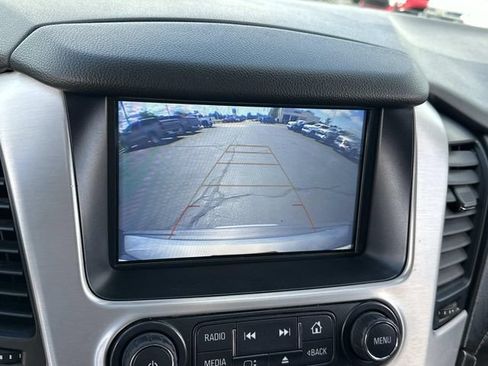 Used 2020 GMC Yukon SLE w/ SLE Value Package AWD/4WD image 13