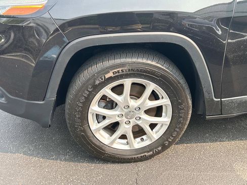 Used 2016 Jeep Cherokee Latitude image 7