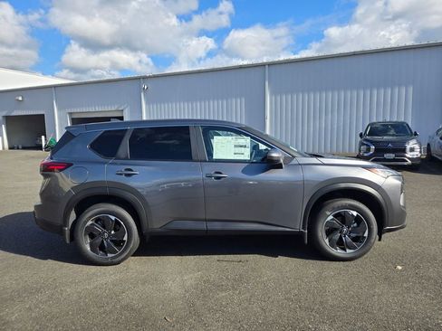 New 2026 Nissan Rogue SV image 4