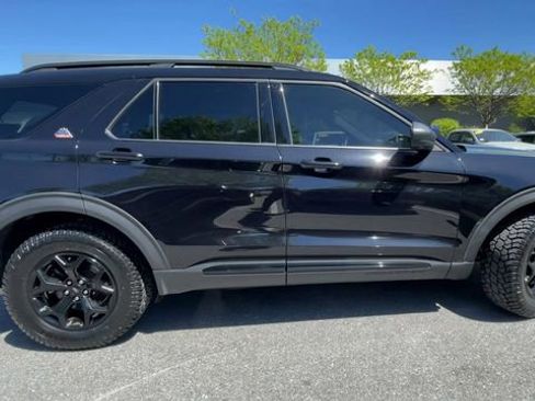 Used 2022 Ford Explorer Timberline AWD/4WD image 9