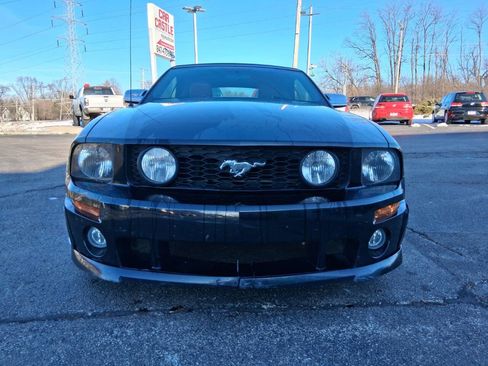 Used 2006 Ford Mustang GT Premium image 2