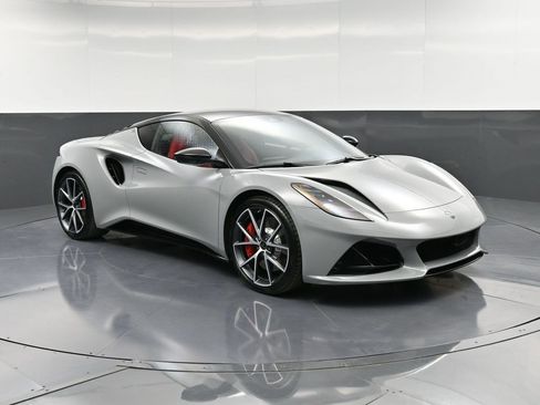 New 2026 Lotus Emira SE image 10