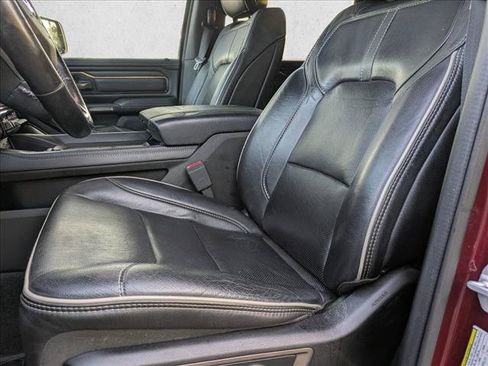 Used 2019 RAM 1500 Limited RWD image 4