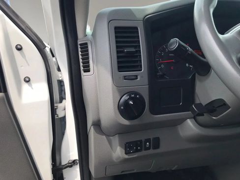 Used 2018 Nissan NV 2500 SV w/ Navigation Package RWD image 14