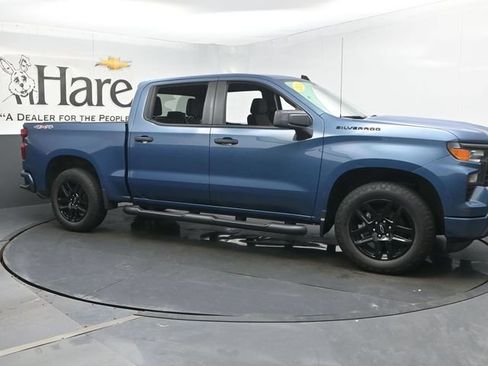 Used 2024 Chevrolet Silverado 1500 Custom w/ Turbomax Blackout Package AWD/4WD image 6